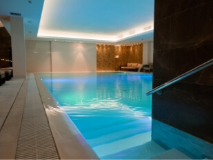 Led pool lights in swimming pools around Brisbane